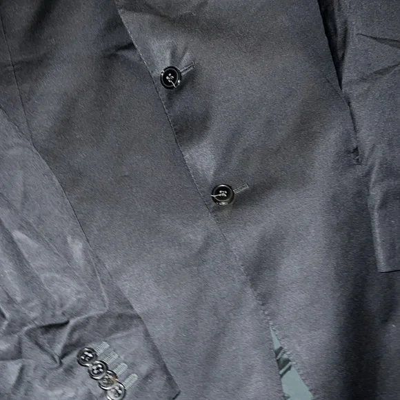 Z Zegna two button black blazer model 28QCG4. Outside VGUC inside GUC. 52L.